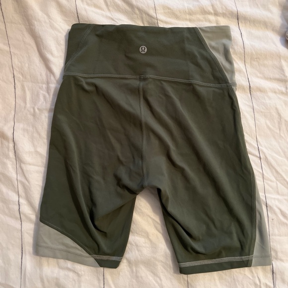 Nulu colorblock high rise shorts - Picture 2 of 3
